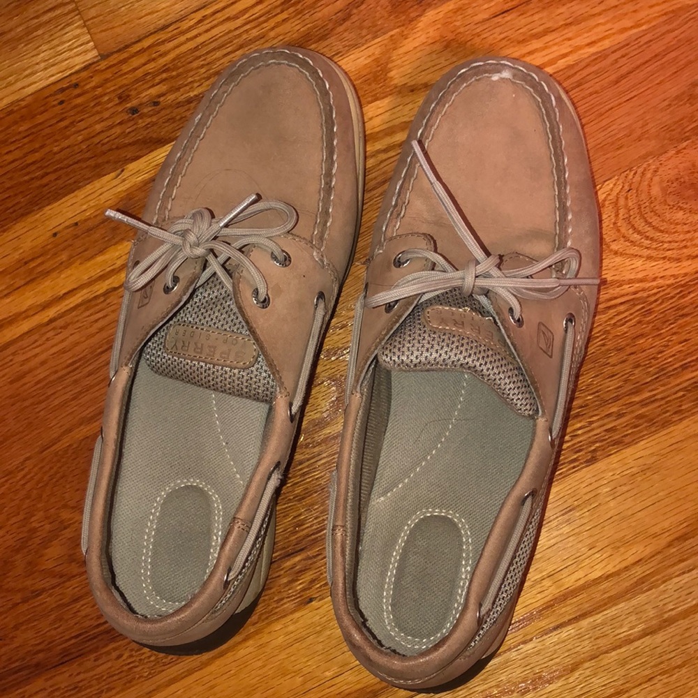sperrys boat shoes